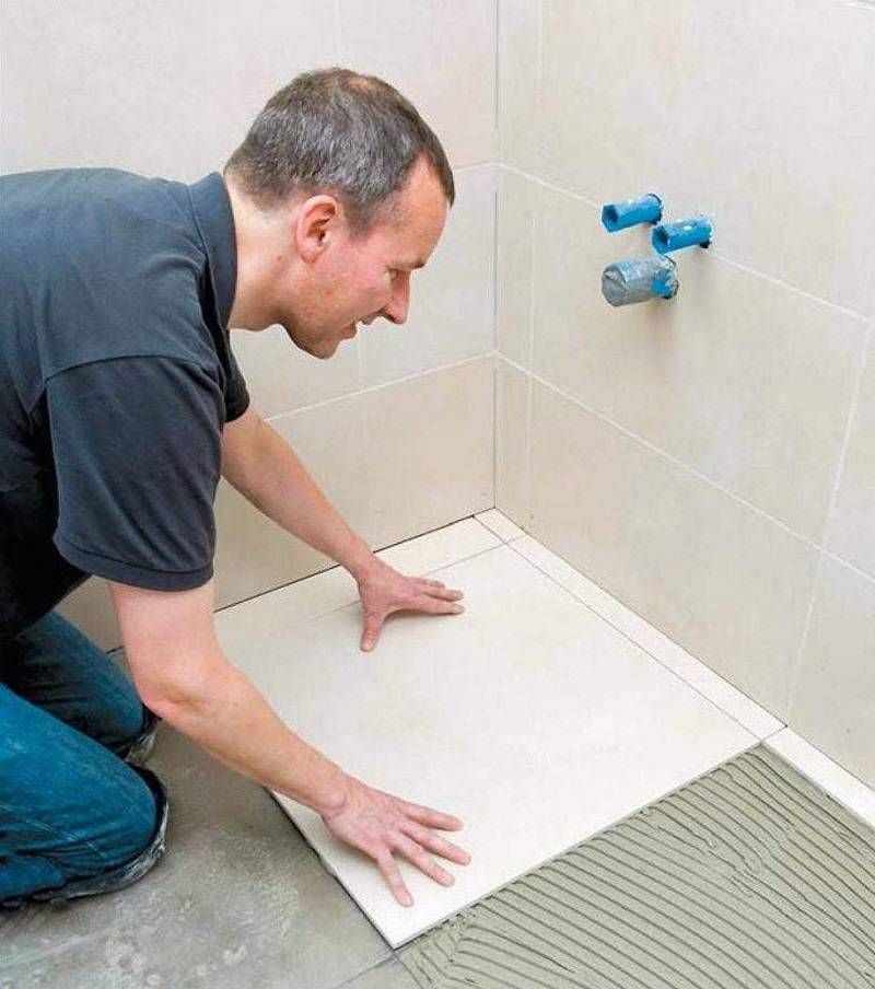 Как класть плитку в ванной? Рекомендации по этапам технологии укладки