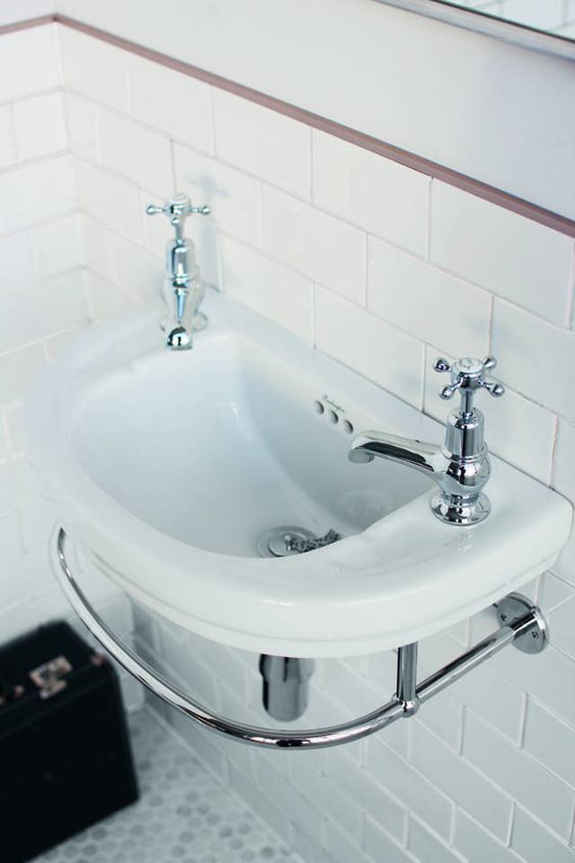 Угловая раковина в ванную: 95 фото примеров использования и советы по выбору
