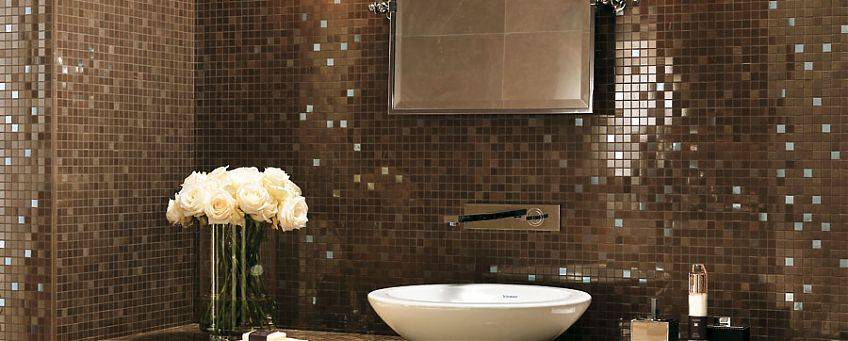 Какие бывают виды мозаики для ванной и как производится ее укладка