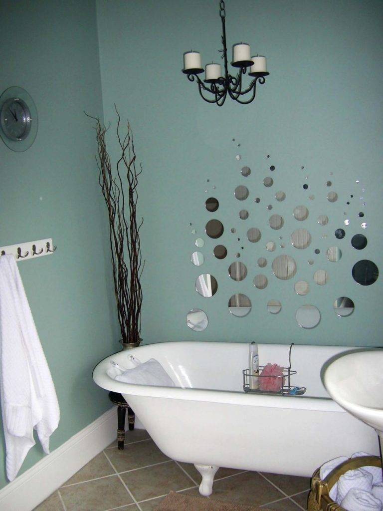 Плюсы и минусы окрашивания стен в ванной