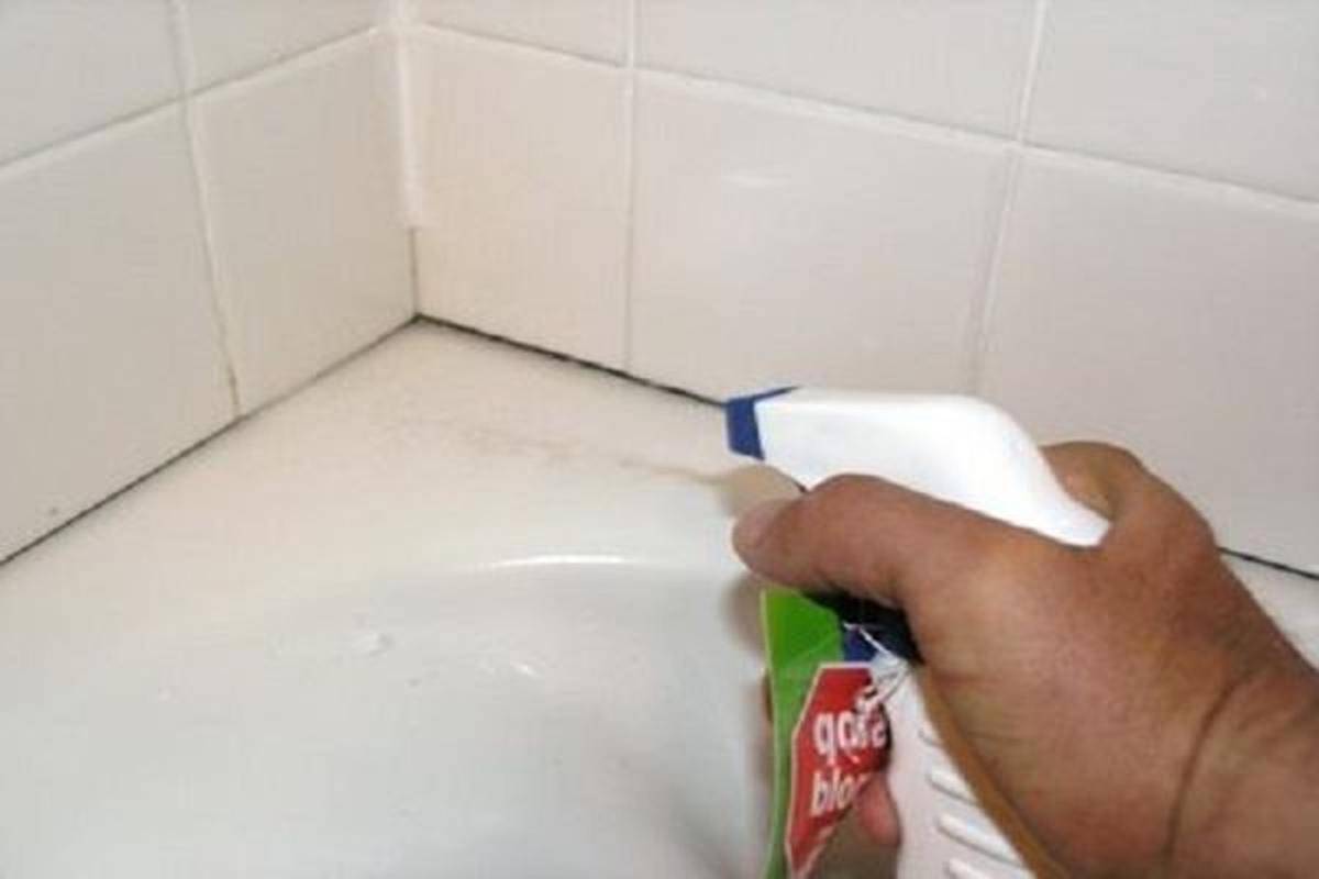 Чем отмыть плитку в ванной: лучшие способы и средства