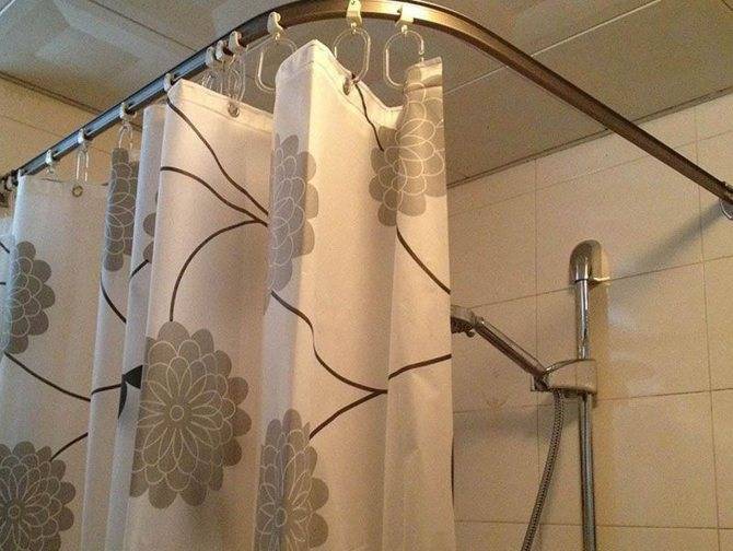 Не отказываете себе в удовольствии принять ванну с комфортом: просто установите штангу для шторы