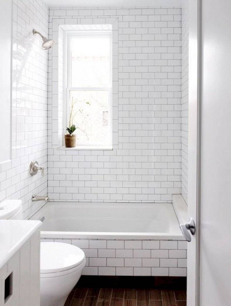 Фото белая плитка в ванной комнате